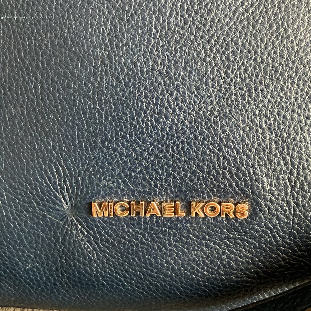 Michael Kors shoulder bag - Picture 3 of 17
